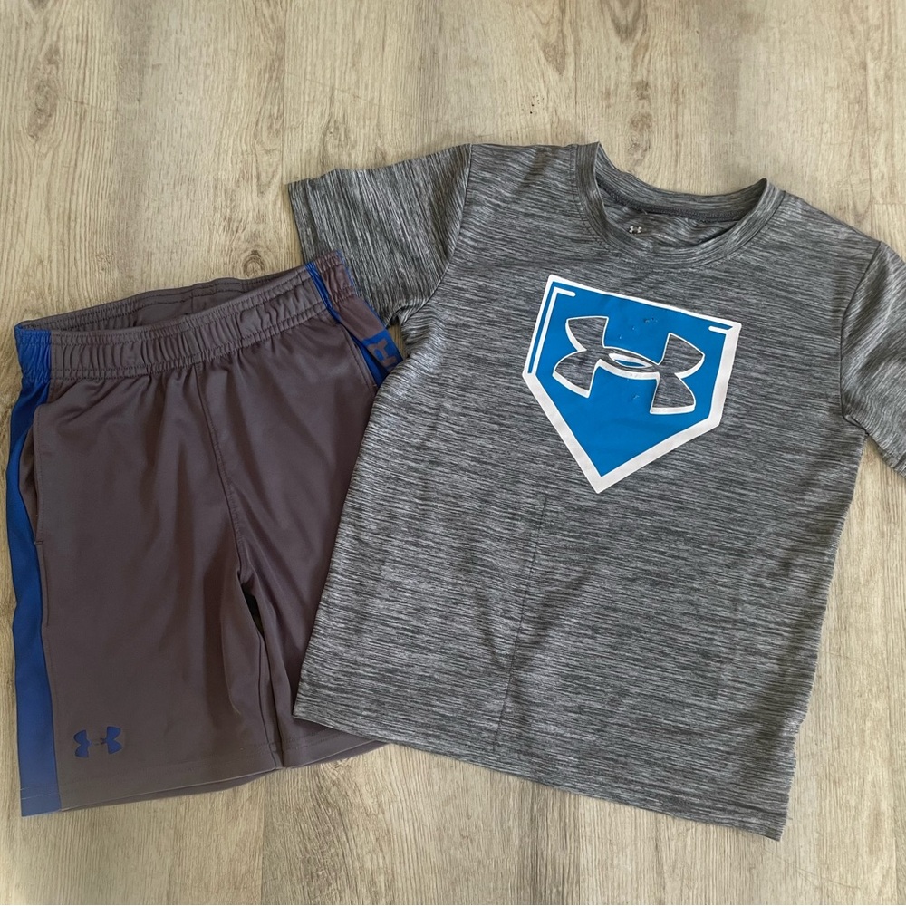 Under Armour Gray Athletic Shirt and shorts